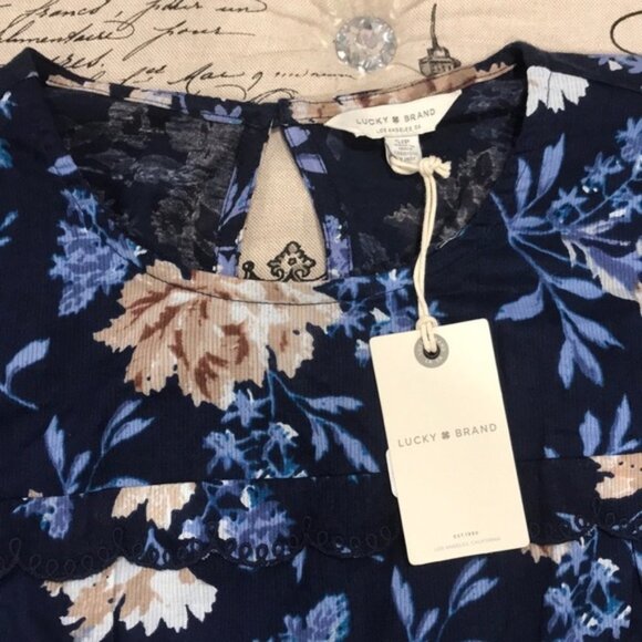 Lucky Brand Embroidered Ruffle Hem Top - Picture 4 of 5